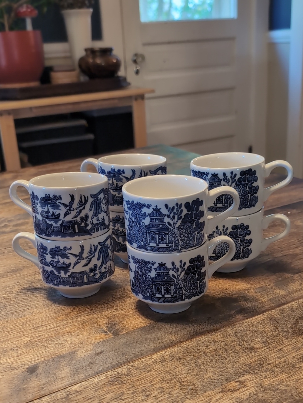 Vintage Churchill Blue Willow Stackable Ceramic Tea Cups Set of 8